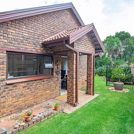 Ferienwohnung LeoZet Self catering flat Pretoria-Noord Exterior foto
